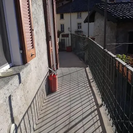Casa Dell'antico Lavatoio Tatil Evi Abbadia Lariana